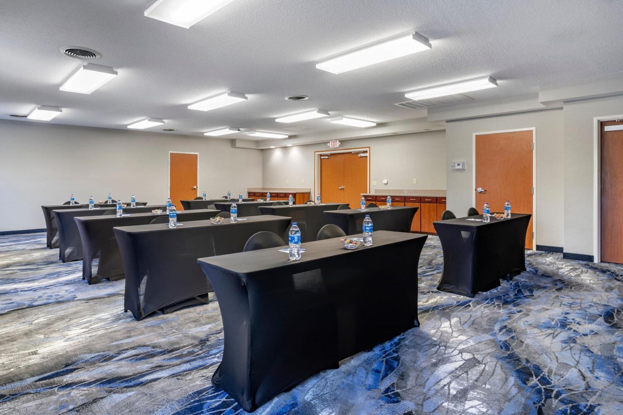 Fairfield Inn & Suites Cherokee Kültér fotó
