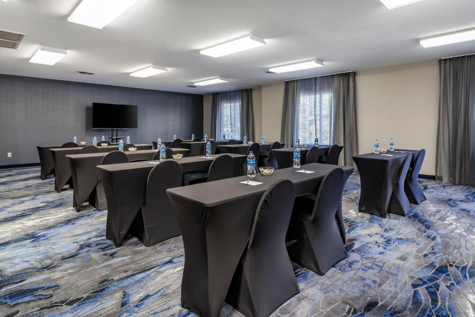 Fairfield Inn & Suites Cherokee Kültér fotó