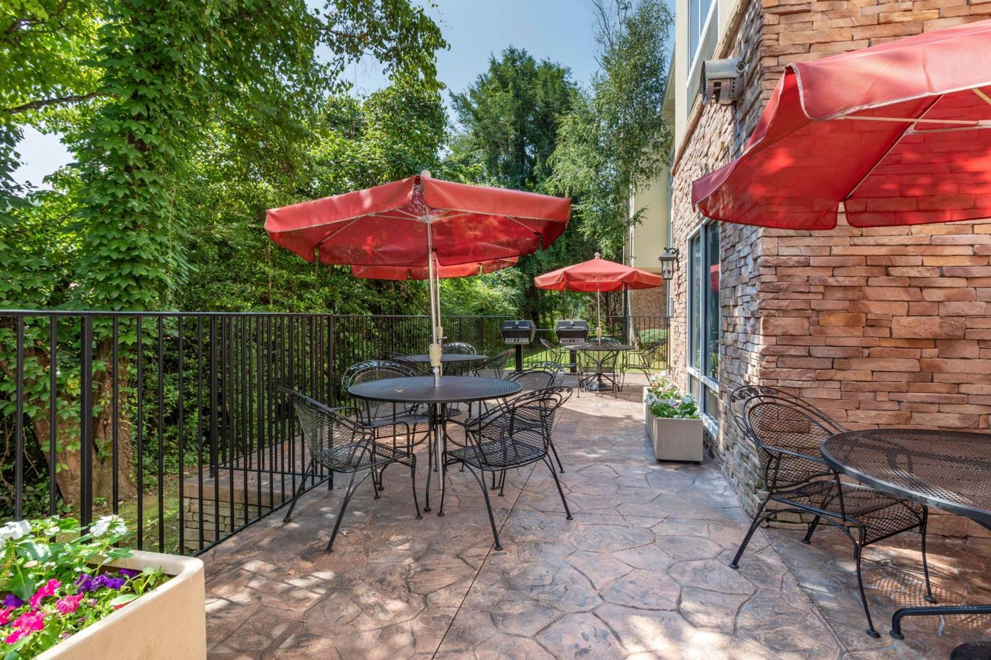 Fairfield Inn & Suites Cherokee Kültér fotó
