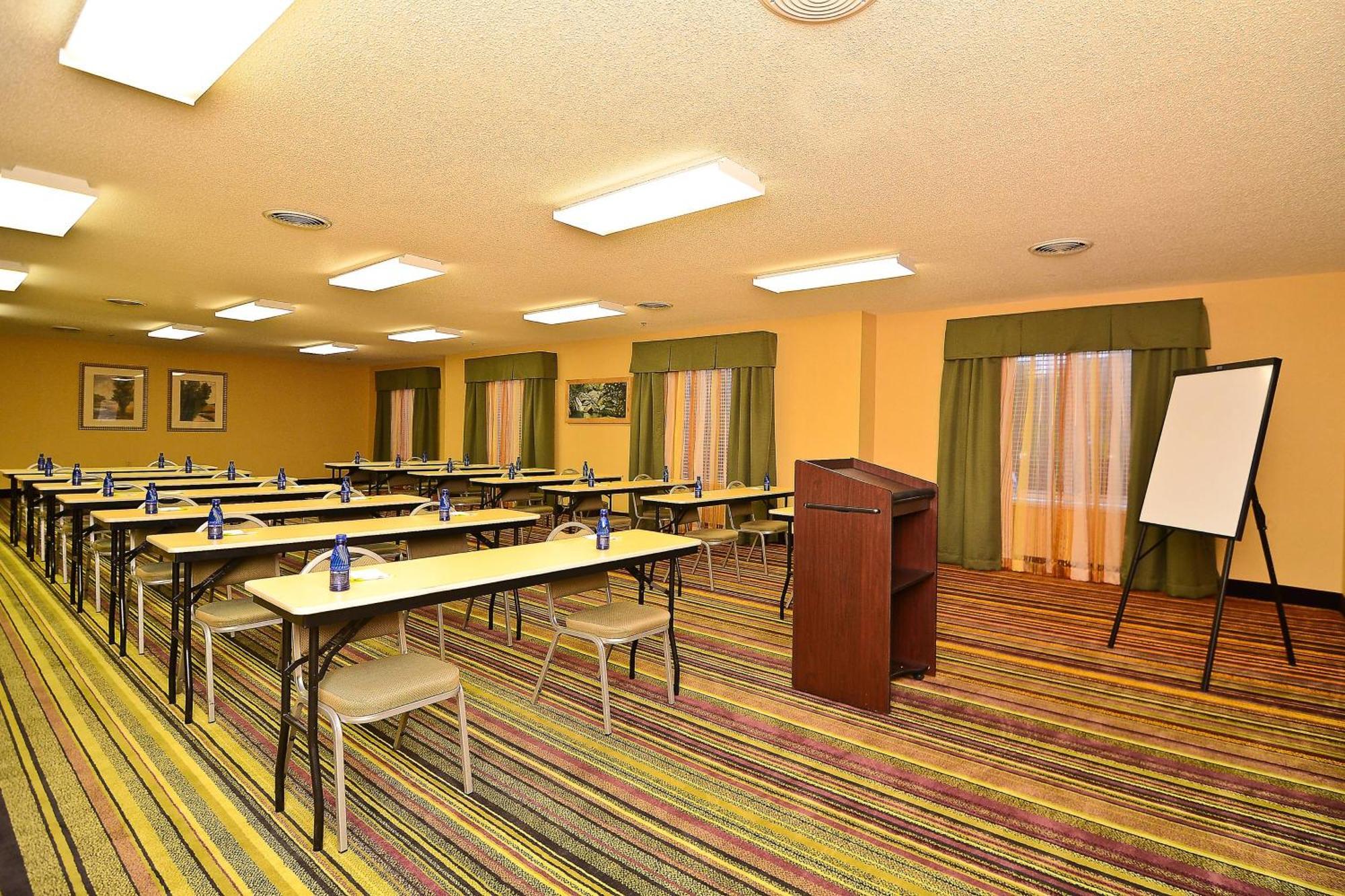 Fairfield Inn & Suites Cherokee Kültér fotó