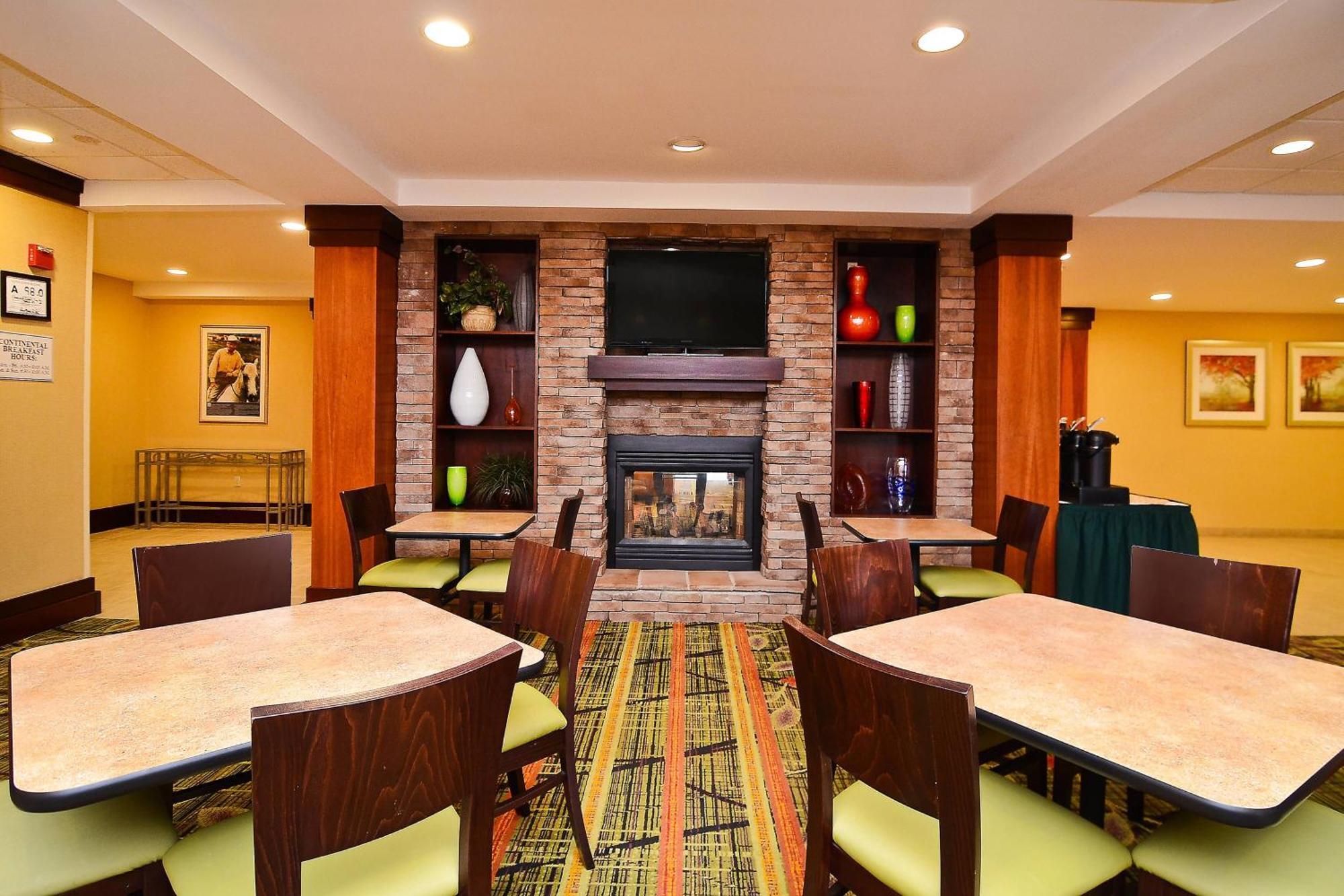 Fairfield Inn & Suites Cherokee Kültér fotó